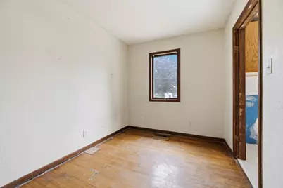 419 E Broadway Street, Winona, MN 55987 - Photo 17