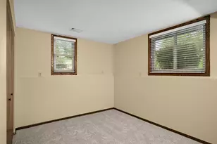 1989 Foxridge Rd, Saint Paul, MN 55119 - Photo 23