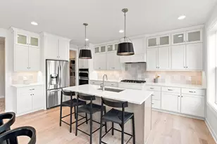 5392 Rolling Hls Pkwy, Victoria, MN 55318 - Photo 11