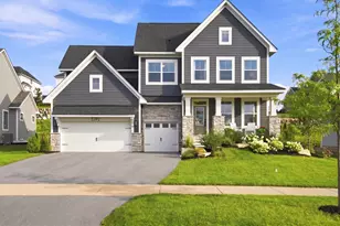 5392 Rolling Hls Pkwy, Victoria, MN 55318 - Photo 1