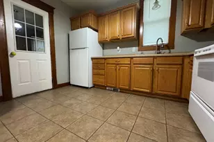 505 S 7th St, Olivia, MN 56277 - Photo 5