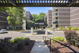 7200 York Ave S, Edina, MN 55435 - Photo 27