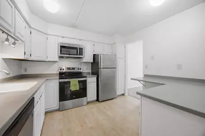 7200 York Avenue S #314, Edina, MN 55435 - Photo 11