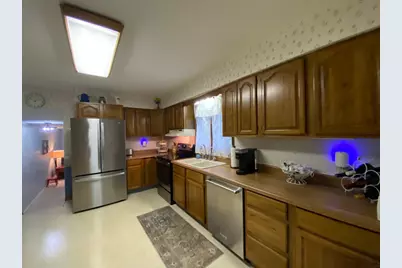 421 Meredith Road, Albert Lea, MN 56007 - Photo 3
