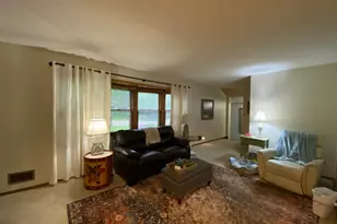 421 Meredith Rd, Albert Lea, MN 56007 - Photo 7