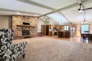 1604 Birchwood Pl, Worthington, MN 56187 - Photo 3