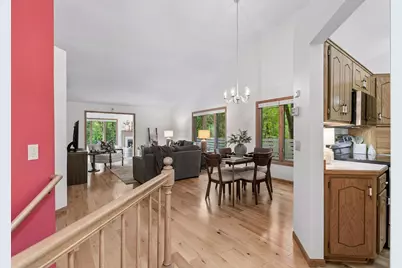 695 Emerald Ridge, Roseville, MN 55113 - Photo 5