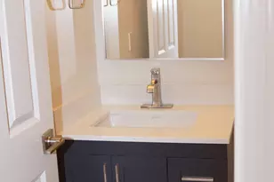 330 Pondridge Cir, Wayzata, MN 55391 - Photo 19