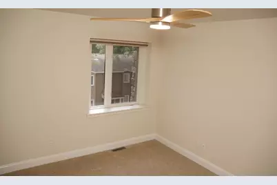 330 Pondridge Circle, Wayzata, MN 55391 - Photo 23