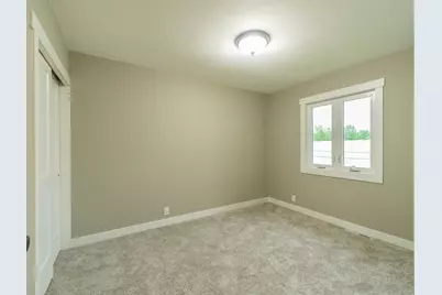 1208 Crestview Road, Albert Lea, MN 56007 - Photo 13