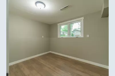 1208 Crestview Road, Albert Lea, MN 56007 - Photo 21