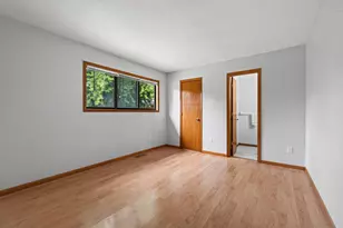3215 Valley Ridge Dr, Eagan, MN 55121 - Photo 23