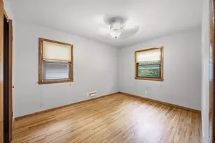 7720 Edgebrook Dr, Saint Louis Park, MN 55426 - Photo 19