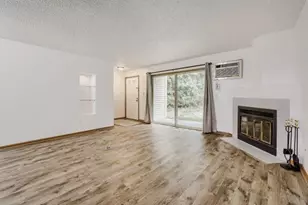 8777 Jasmine Ln, Eden Prairie, MN 55344 - Photo 5