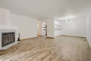 8777 Jasmine Ln, Eden Prairie, MN 55344 - Photo 3