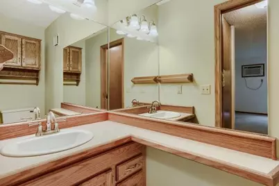 8777 Jasmine Lane, Eden Prairie, MN 55344 - Photo 11