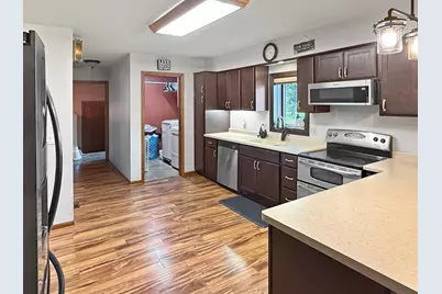 509 S Lake Street, Sherburn, MN 56171 - Photo 17