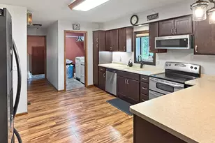 509 S Lake St, Sherburn, MN 56171 - Photo 17