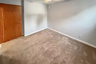 509 S Lake St, Sherburn, MN 56171 - Photo 15