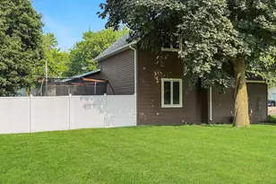 509 S Lake St, Sherburn, MN 56171 - Photo 5