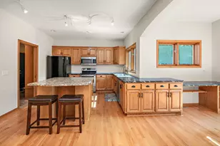 4749 S Lake Sarah Dr, Independence, MN 55359 - Photo 17
