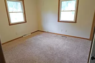 1109 S Moore St, Blue Earth, MN 56013 - Photo 11