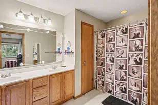 7335 Derby Ln, Shakopee, MN 55379 - Photo 13
