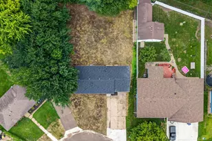 1211 Sunnyside Dr, Farmington, MN 55024 - Photo 21