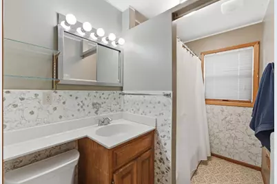 1018 8th Avenue E, Alexandria, MN 56308 - Photo 23