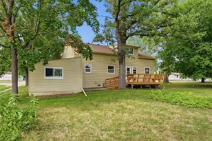 1018 8th Ave E, Alexandria, MN 56308 - Photo 33