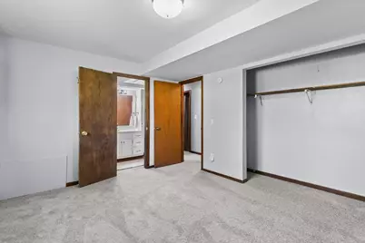 677 California Avenue E, Saint Paul, MN 55106 - Photo 33