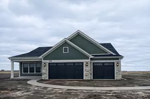8805 63rd St S, Cottage Grove, MN 55016 - Photo 1
