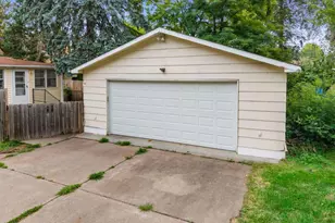 2174 8th St, White Bear Lake, MN 55110 - Photo 31