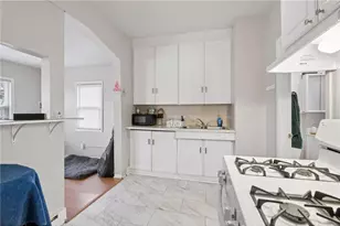 306 King St W, Saint Paul, MN 55107 - Photo 27