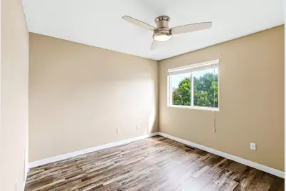 9118 Scarlet Globe Drive, Eden Prairie, MN 55347 - Photo 15