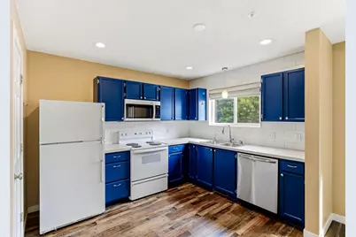 9118 Scarlet Globe Drive, Eden Prairie, MN 55347 - Photo 5