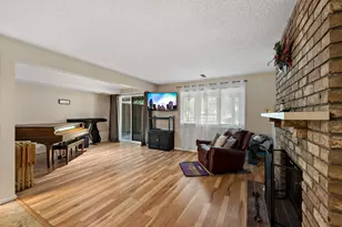 2632 Aspen Ct, White Bear Lake, MN 55110 - Photo 27