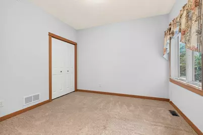 5845 Oakgreen Court N, Stillwater, MN 55082 - Photo 21