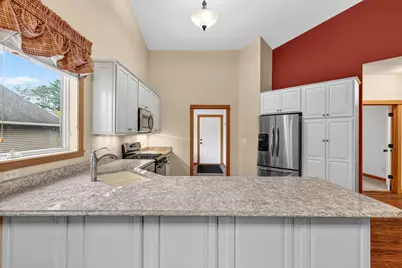 5845 Oakgreen Court N, Stillwater, MN 55082 - Photo 11