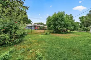 2147 Aztec Ln, Mendota Heights, MN 55120 - Photo 3