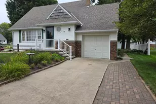 413 Oscar Ave N, Canby, MN 56220 - Photo 3