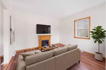 1331 4th Street E, Saint Paul, MN 55106 - Photo 3