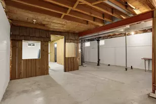 3609 Canterbury Dr, Bloomington, MN 55431 - Photo 15