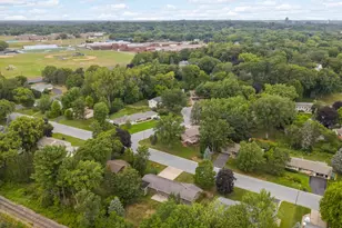 3609 Canterbury Dr, Bloomington, MN 55431 - Photo 23