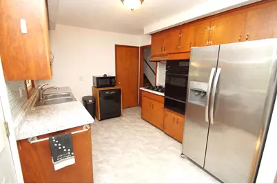 3701 Flag Avenue N, New Hope, MN 55427 - Photo 7