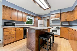 1207 N McKay Ave NE, Alexandria, MN 56308 - Photo 9