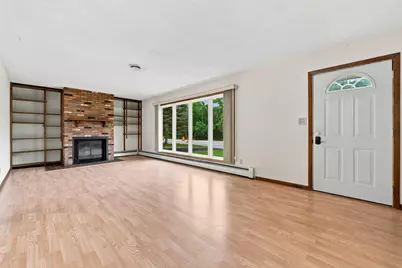 1207 N McKay Avenue NE, Alexandria, MN 56308 - Photo 3