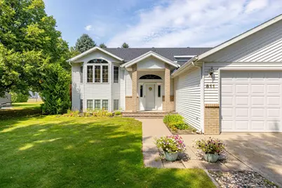 811 4th Avenue NE, Barnesville, MN 56514 - Photo 3