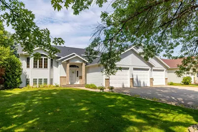 811 4th Avenue NE, Barnesville, MN 56514 - Photo 1