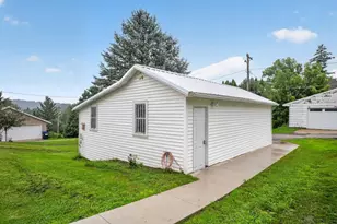 704 Viking Ave S, Lanesboro, MN 55949 - Photo 31